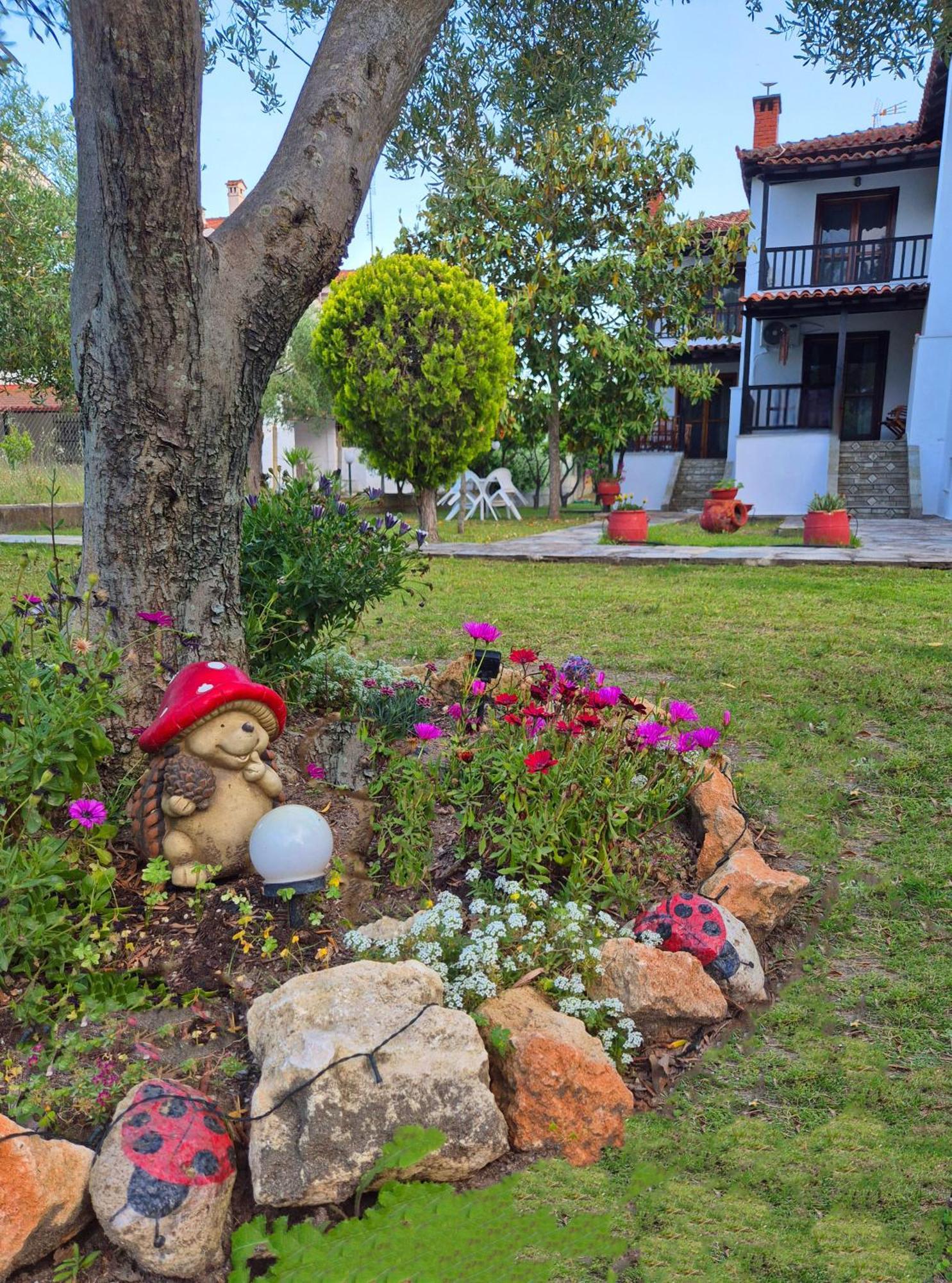 GeoVilla Green&Blue - Pefkochori Exterior foto